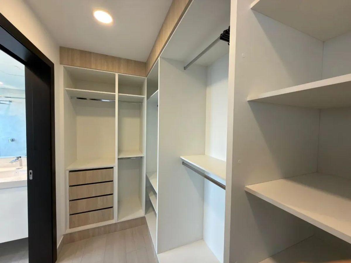Exclusivo Penthouse con Vista Al Rio en Venta en Bellini (Puerto Santa Ana), Guayas — imagen 3