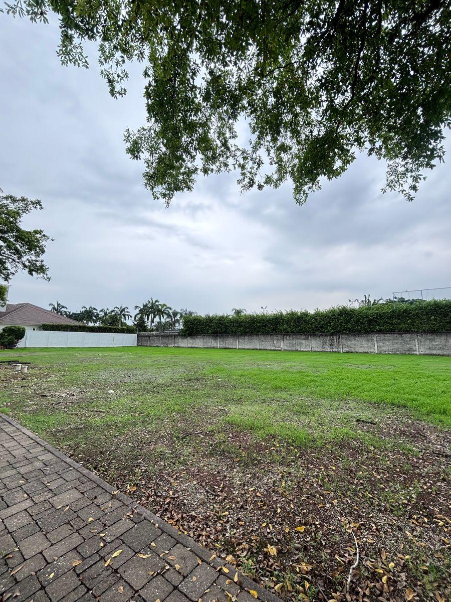 De Oportunidad Terreno en Venta - Lagos de Batán, Guayas — imagen 3