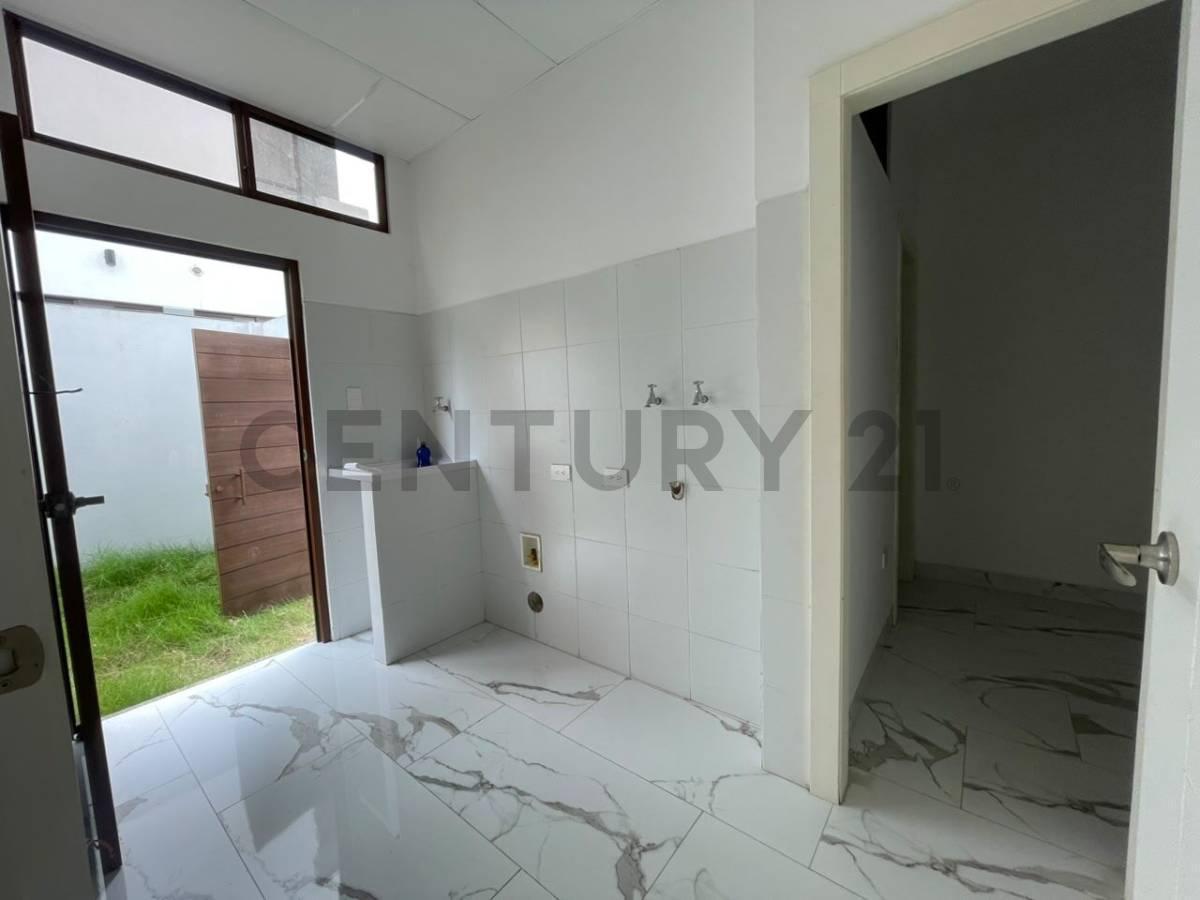 Venta de Casa en Isla Mocoli, Samborondón, Guayas — imagen 4
