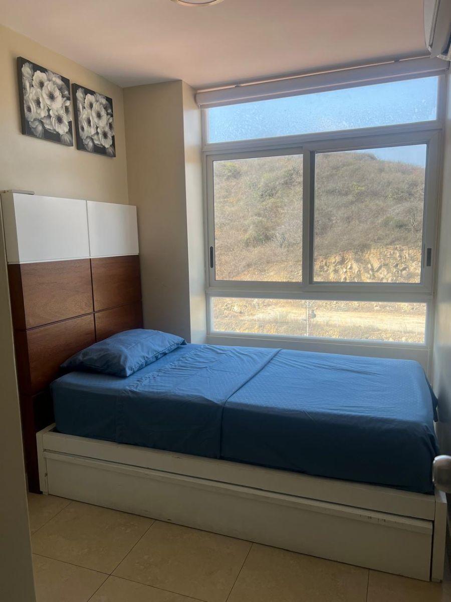 Departamento de Venta con Vista Al Mar, Amoblado Ocean Club - Playas, Guayas — imagen 3