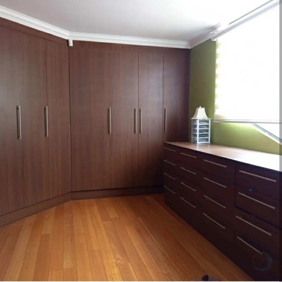 Venta Casa 4 Dorm. y Suite en La Primavera, Cumbaya — imagen 3