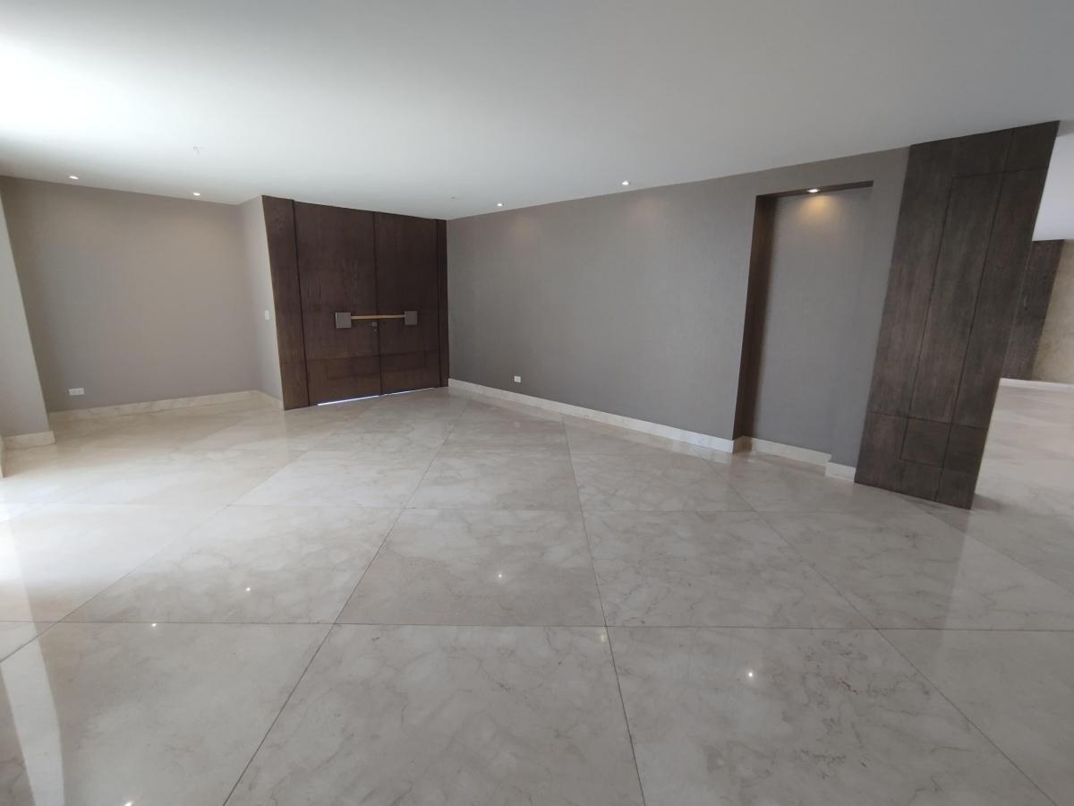 C/ Sierra del Moral, Penthouse de 646 m² en Venta, a Estrenar — imagen 4