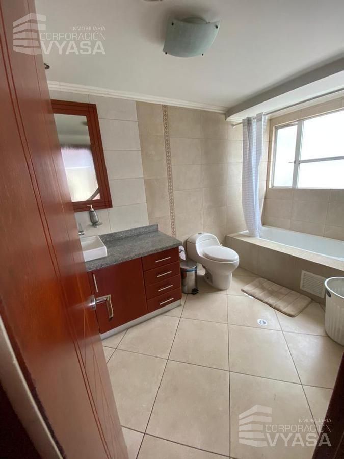 Monteserrín Frente Al Ecopark Hermoso Departamento de 220 m² Exclusivo Edificio — imagen 4