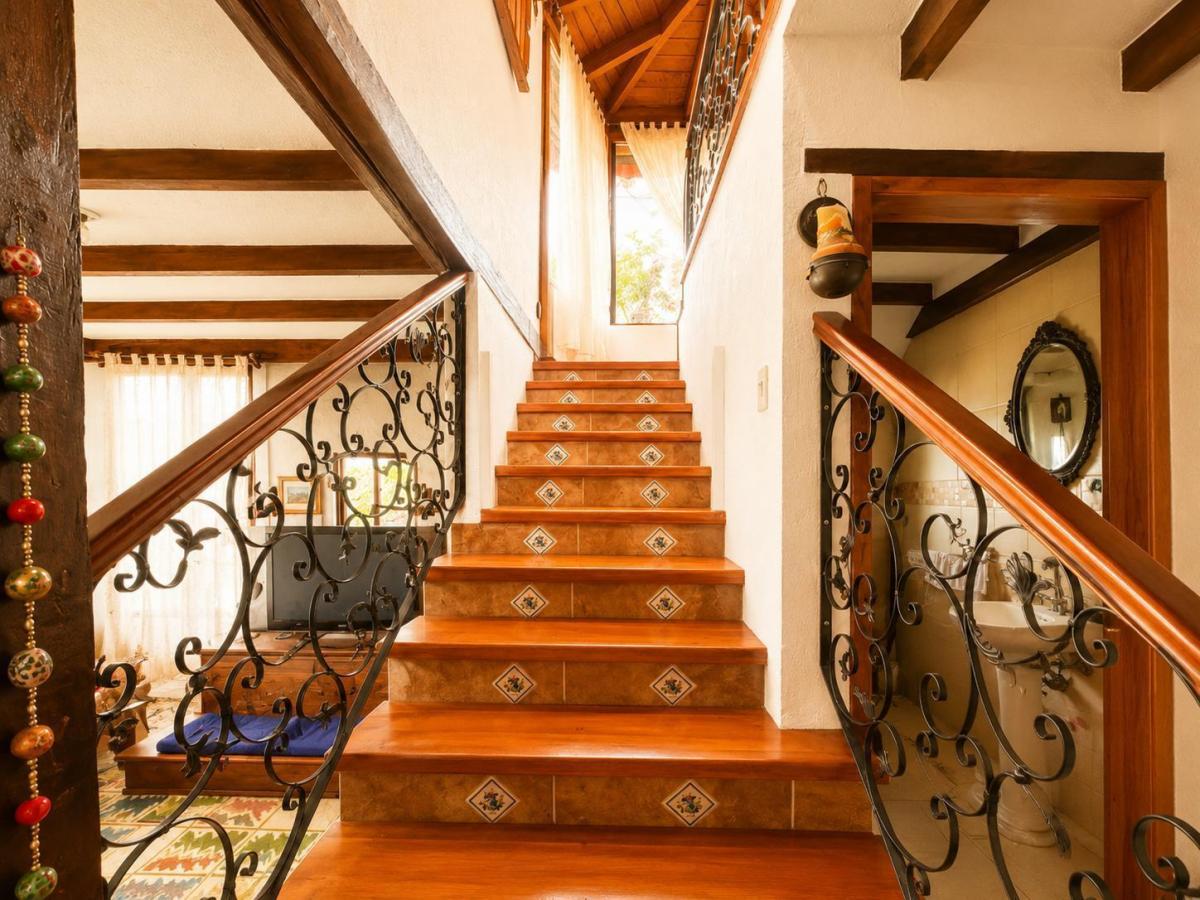 Casa Rústica en El Valle de Los Chillos, 4 Dorm., Áreas Verdes y Ubicación Privilegiada. Provincia de Pichincha — imagen 3
