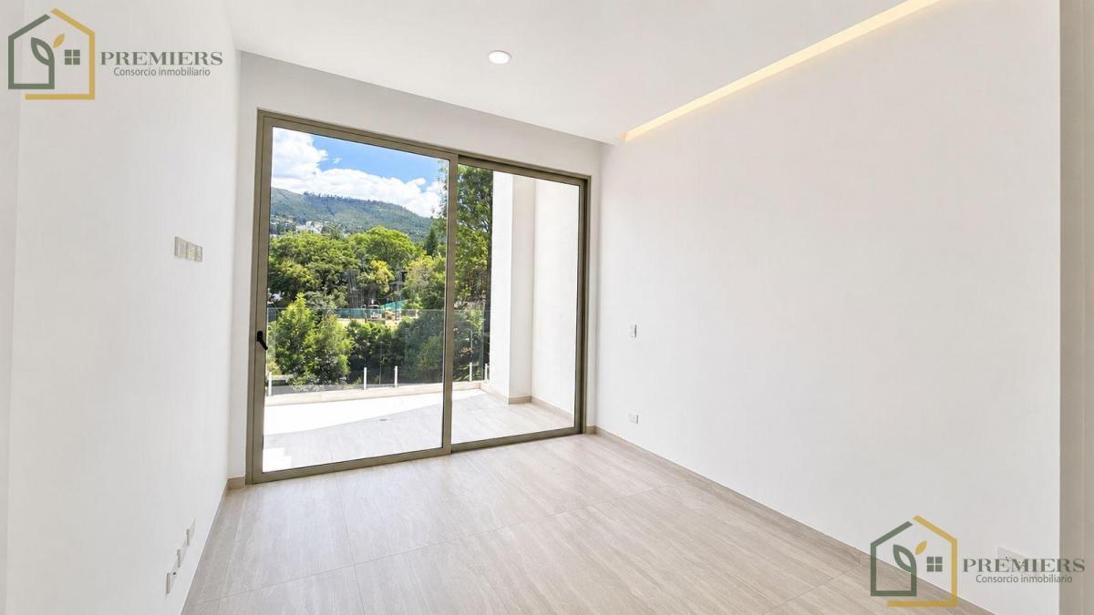 Penthouse de Lujo Cumbaya — imagen 5
