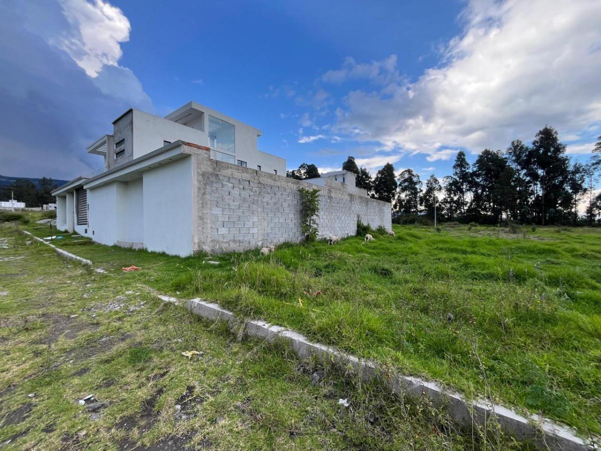 Terreno en Conocoto — imagen 3