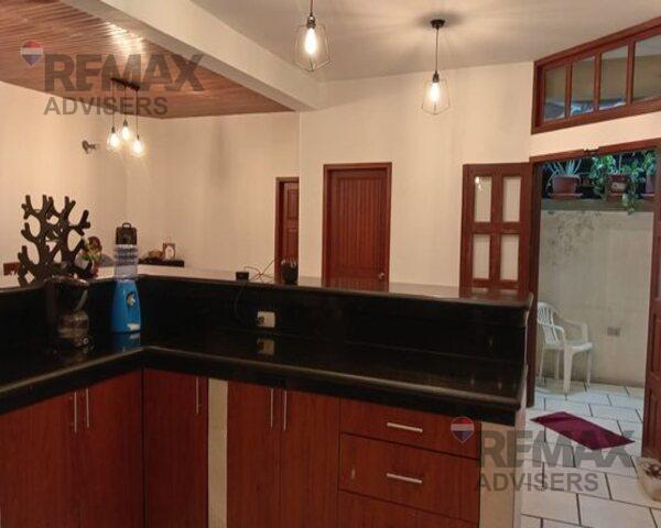 En Venta Departamento Amplio con Parqueo y Terraza (Urdesa Central), Guayas — imagen 5