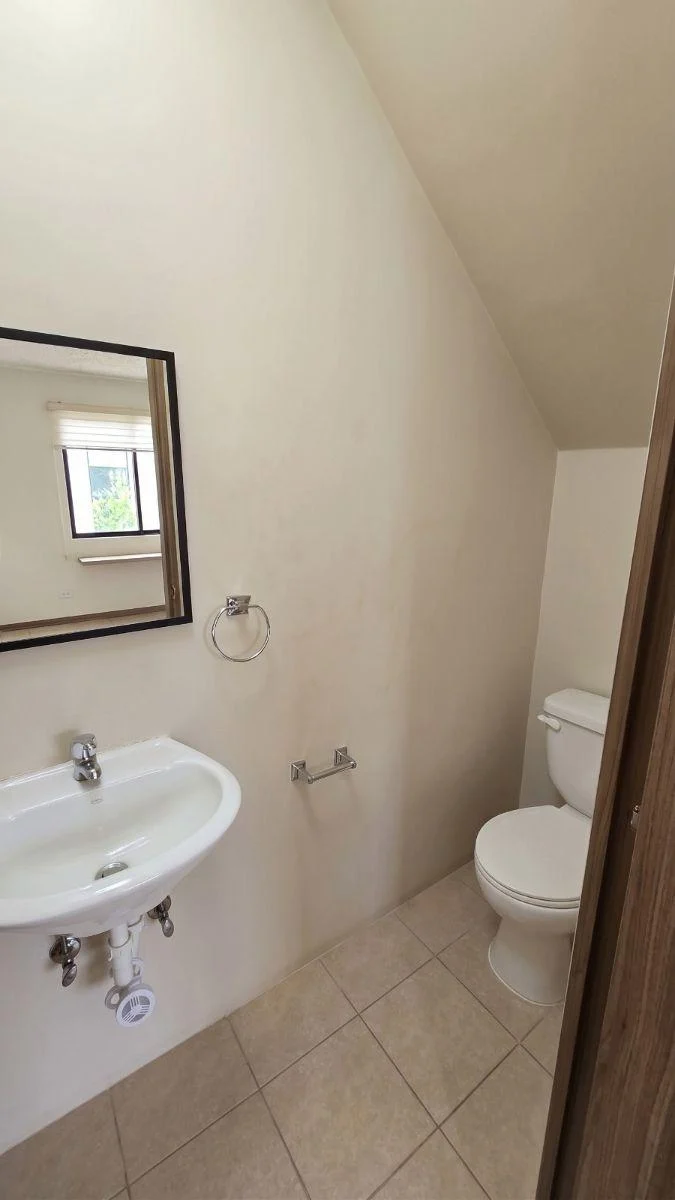 Casa en Venta, 2 Pisos, 3 Dorm. Amplio Frente - Urb. Villa del Rey, Et Príncipe Harry, Guayas — imagen 3