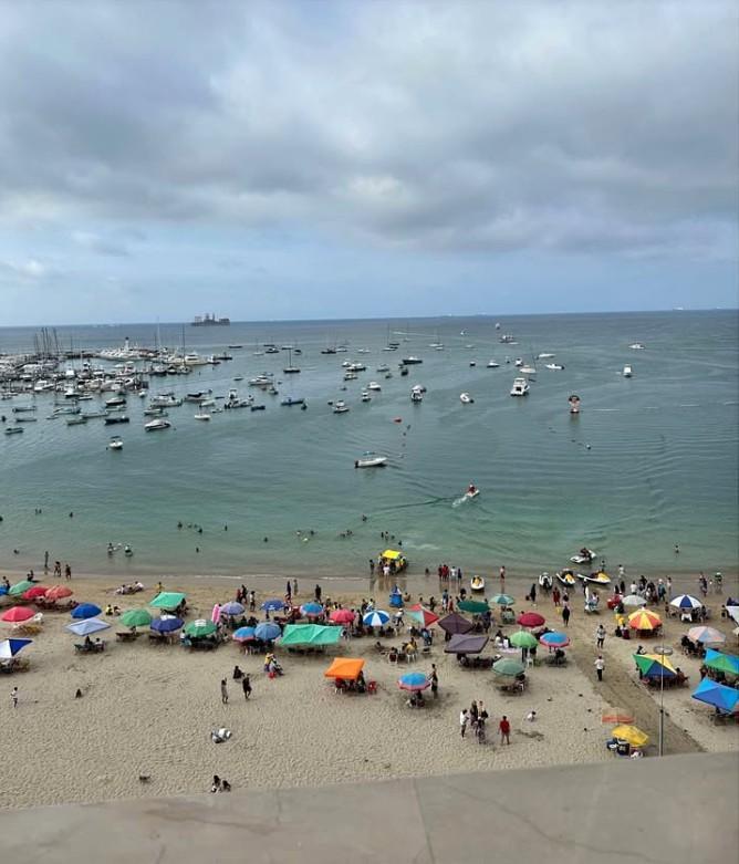 Departamento en Venta, Malecón Salinas, Edificio Frente a La Playa, Piso 7 Rauh — imagen 3