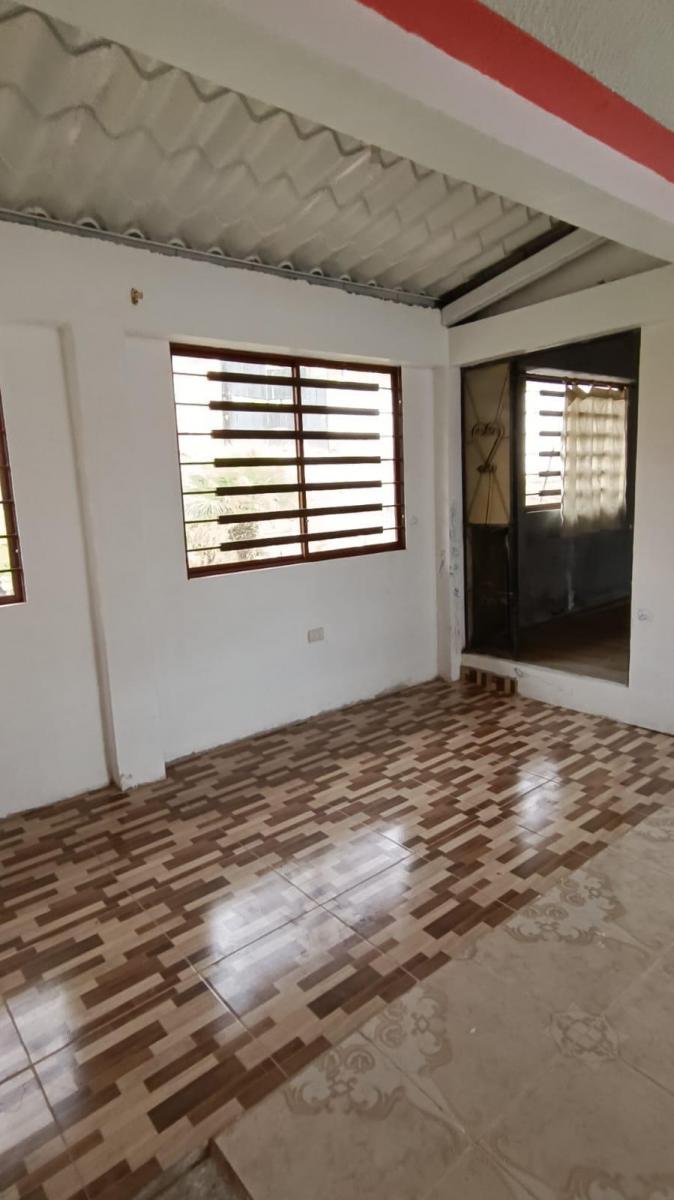 Venta Casa Mas Departamento y Suite con Amplio Terreno Carigan Loja Las Gaviotas — imagen 4