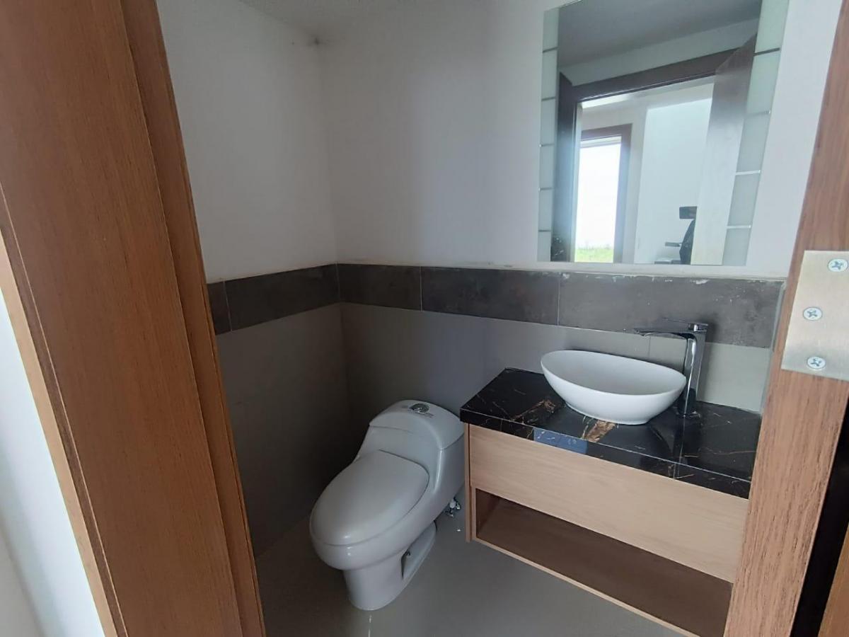 Dúplex en Venta con Terraza Privada – Kartódromo, San Antonio de Pichincha — imagen 4