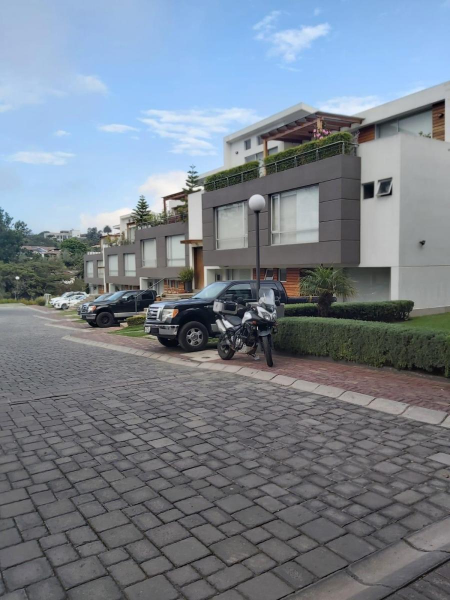 Venta Casa Tumbaco 3 Dorm. Conjunto Privado Patio — imagen 5