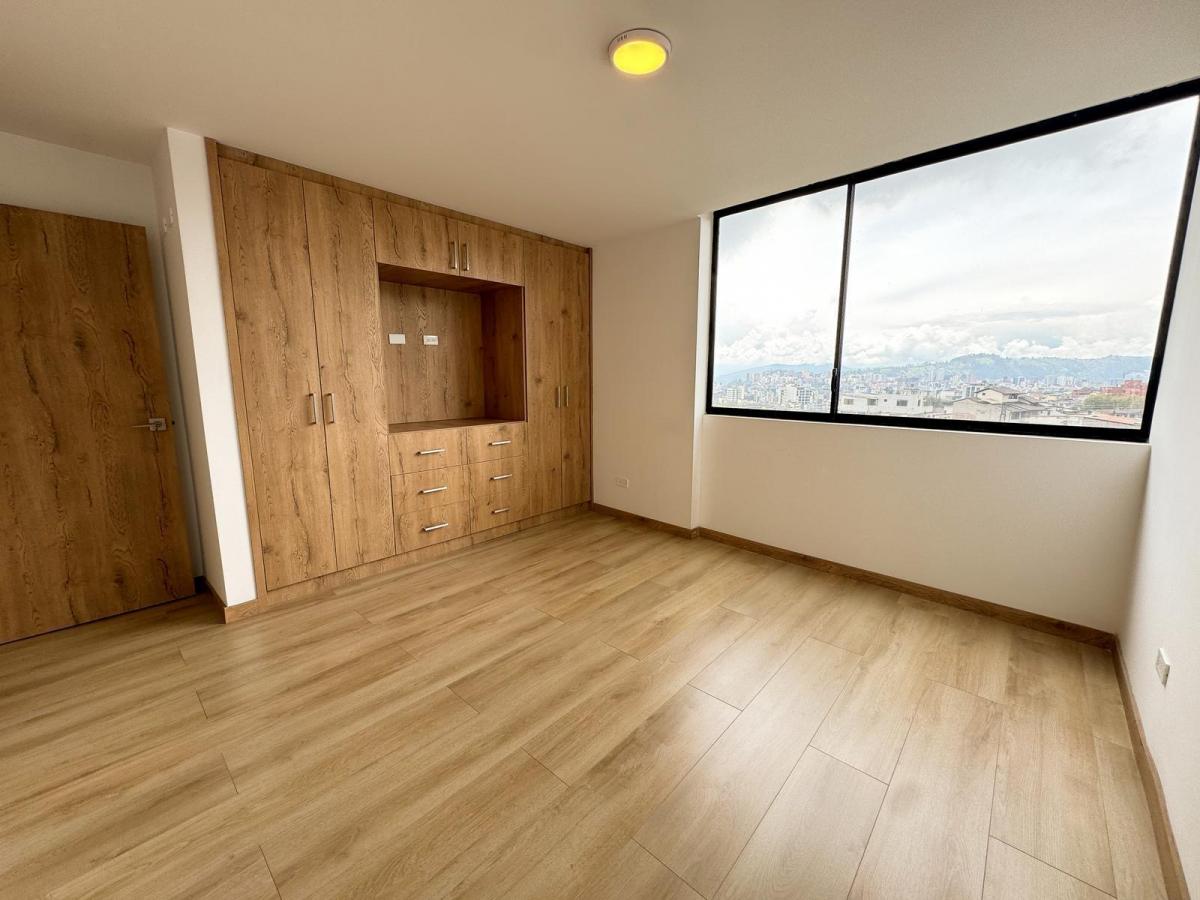 Venta Lindo Departamento Sector Granda Centeno — imagen 4