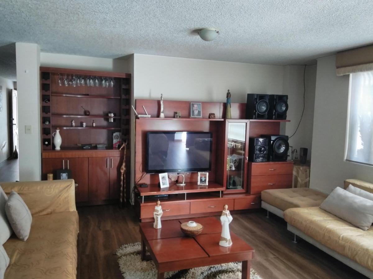Venta Casa en Pusuqui Cerca Escuela de Policia — imagen 3