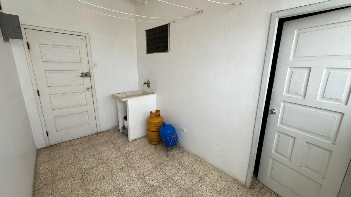 Vendo Apartamento en El Edificio Tiburon Salinas — imagen 3