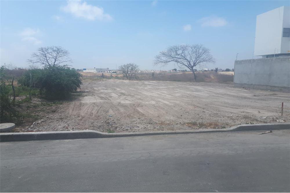 Venta de Terreno en Manta Zona Sur, Manabí — imagen 3