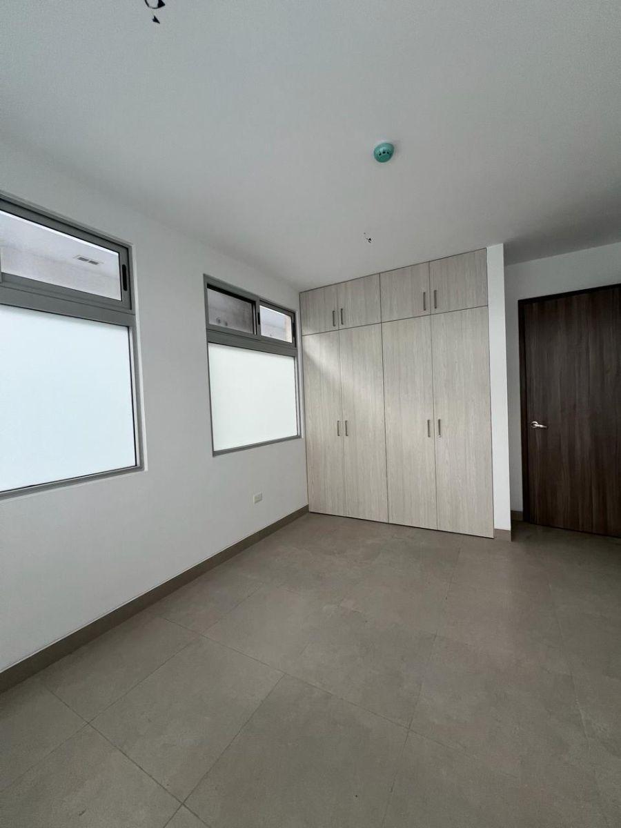 Comodo y Exclusivo Departamento en Venta - Urb. Puerta Al Rio 2.5 Samborondon, Guayas — imagen 5