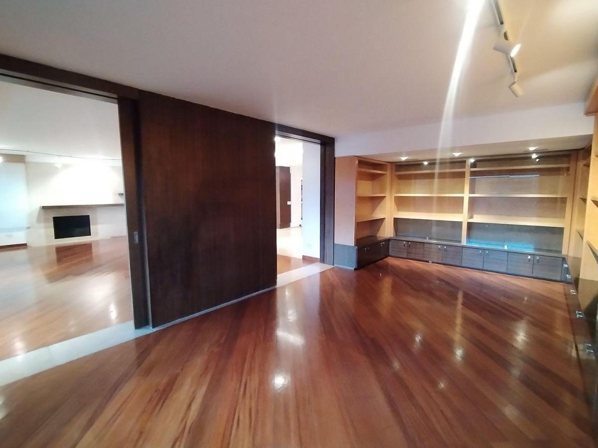 Bellavista Vendo Departamento en Edificio con Piscina — imagen 4