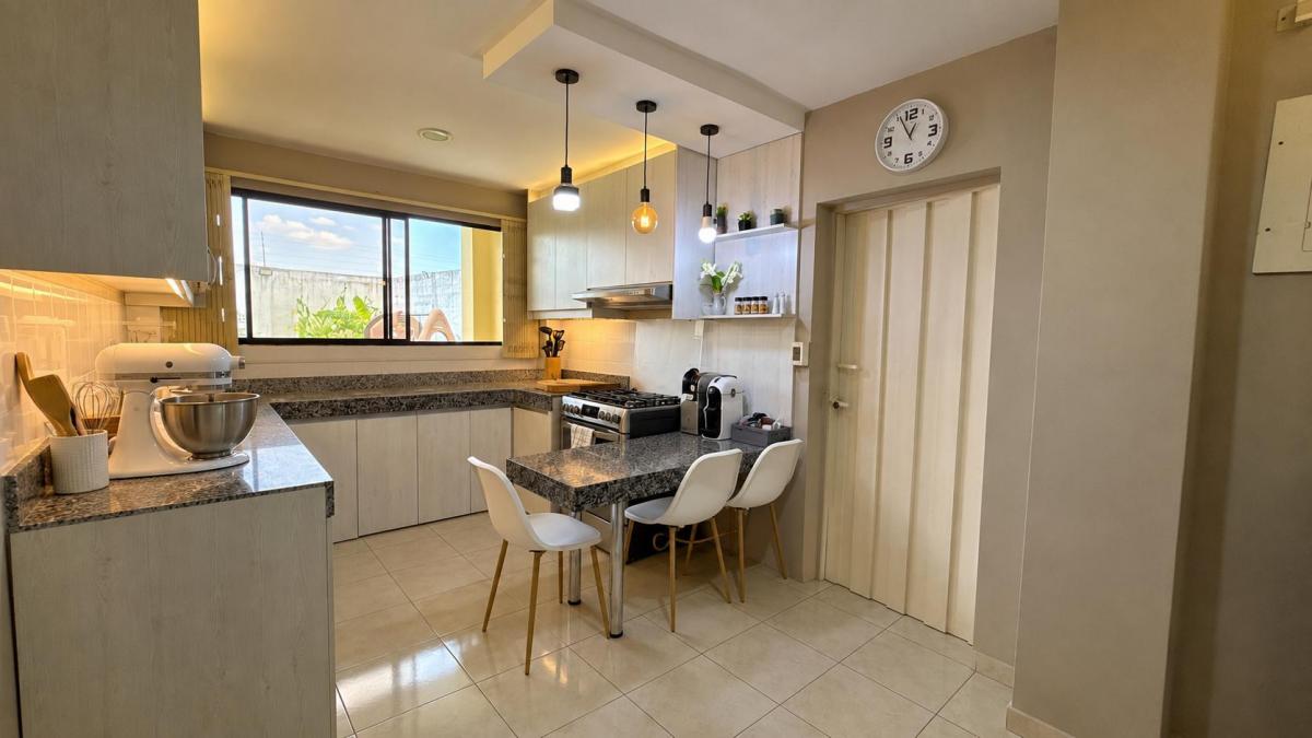 En Venta Casa - Urbanización Ciudad Satelital Los Angeles - (Mervel), Guayas — imagen 5