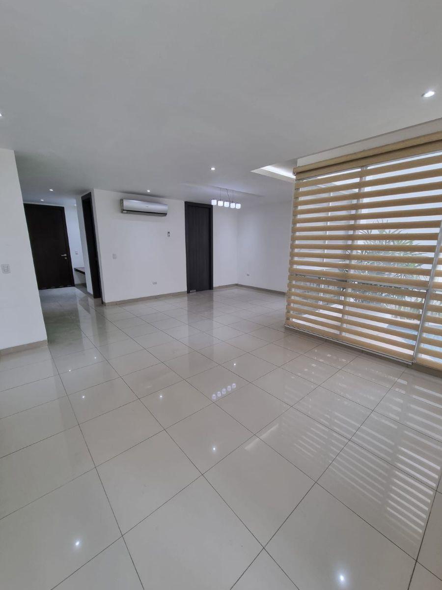 Departamento de Venta con Vista Al Rio Planta Baja en Ryo 600, Guayas — imagen 3