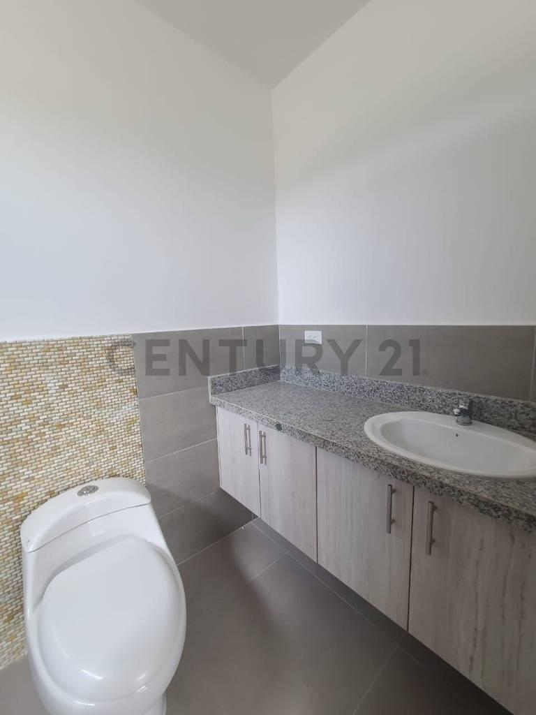 Venta Departamento de Estreno en Urb. Costa Brisa, Vía a La Costa, Guayas — imagen 5