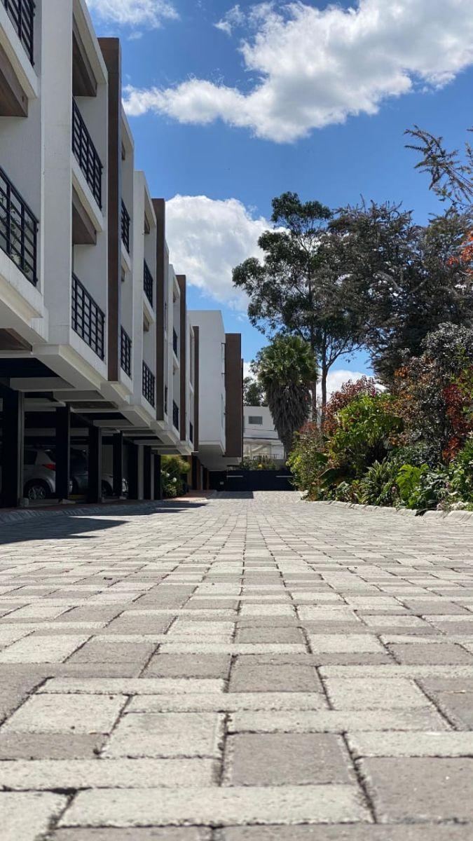 Departamento Nuevo en Venta 2 Dorm. en Cumbayá — imagen 9
