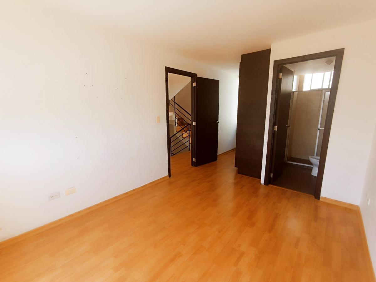 Sector Uide Casa Oportunidad Venta Tres Dorm. — imagen 4