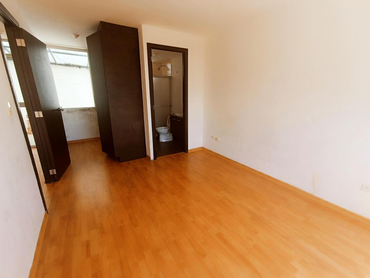 Sector Uide Casa Oportunidad Venta Tres Dorm. — imagen 3