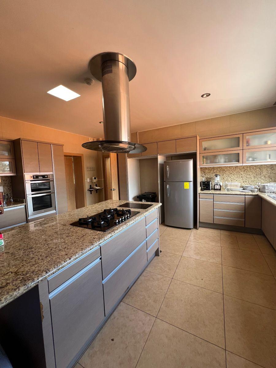 Excelente Casa Centa Campo Alegre (Monteserrin) — imagen 10