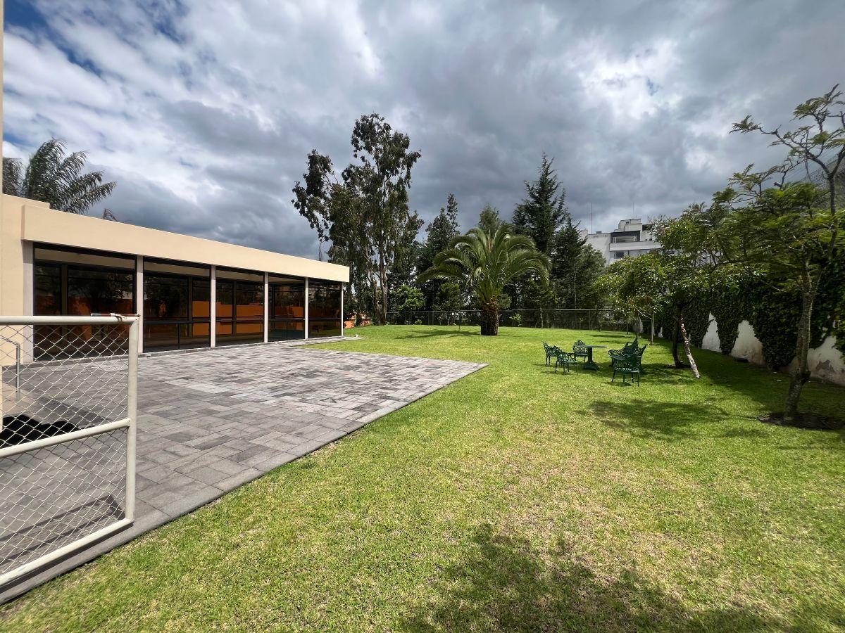 Excelente Casa Centa Campo Alegre (Monteserrin) — imagen 7