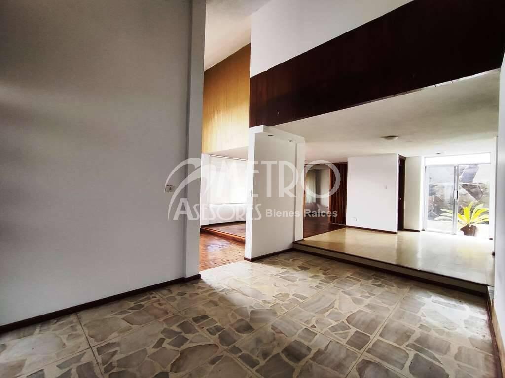 Casa Rentera en Venta 764 m² en La Jipijapa — imagen 4