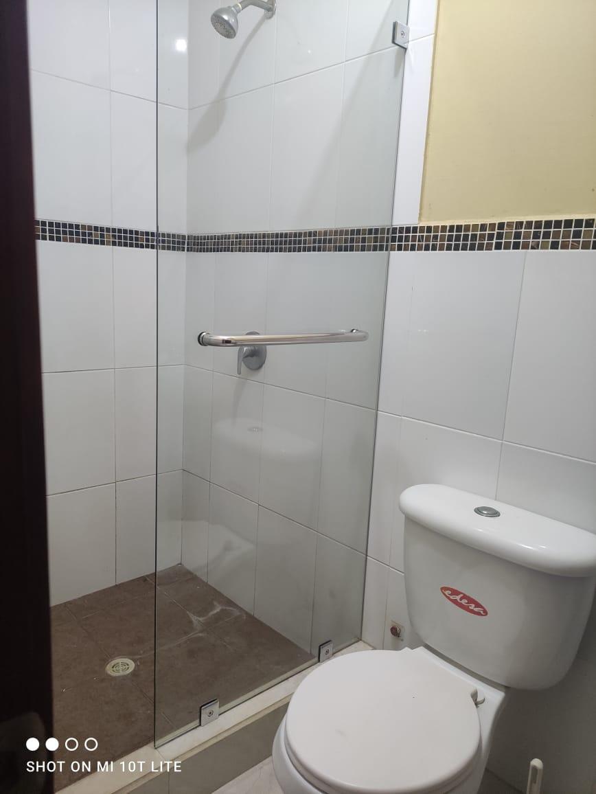 Vende Departamento de 3 Dorm. por Estrenar, Amoblado, en Crucita, Manabí — imagen 3