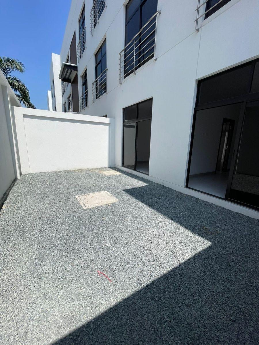 Vendo Departamento Planta Baja Vía Samborondon, Guayas — imagen 4