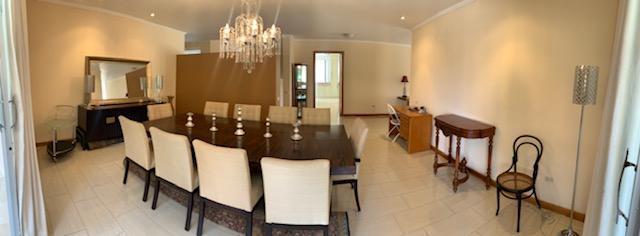 Residencia Exclusiva en Urbanizacion Privada Sector Colegio Menor, en Venta — imagen 5