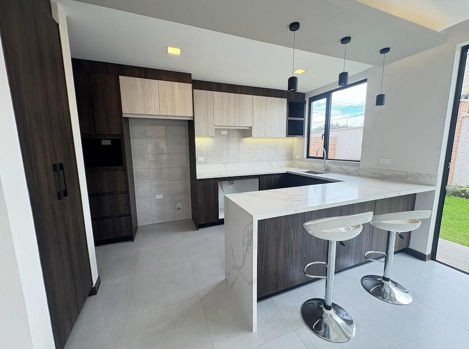 Casa por Estrenar en Puembo de Oportunidad — imagen 4