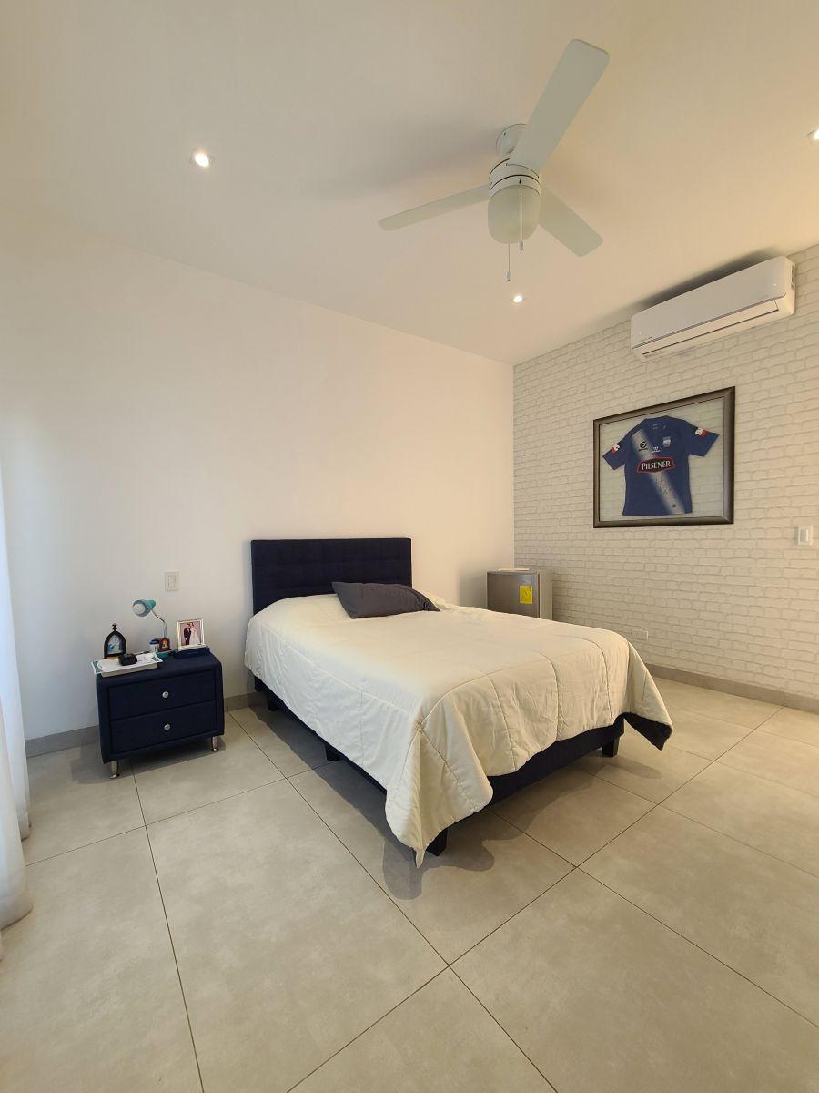 Aires de Batan Urb. Casa de Lujo en Venta, Guayas — imagen 4