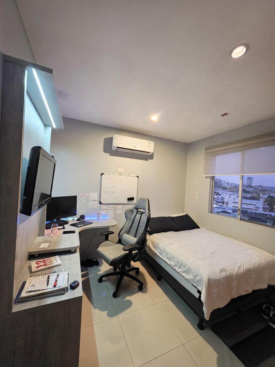 Condominio de Venta en Vizcaya Gardens Sector Ceibos, Guayas — imagen 4