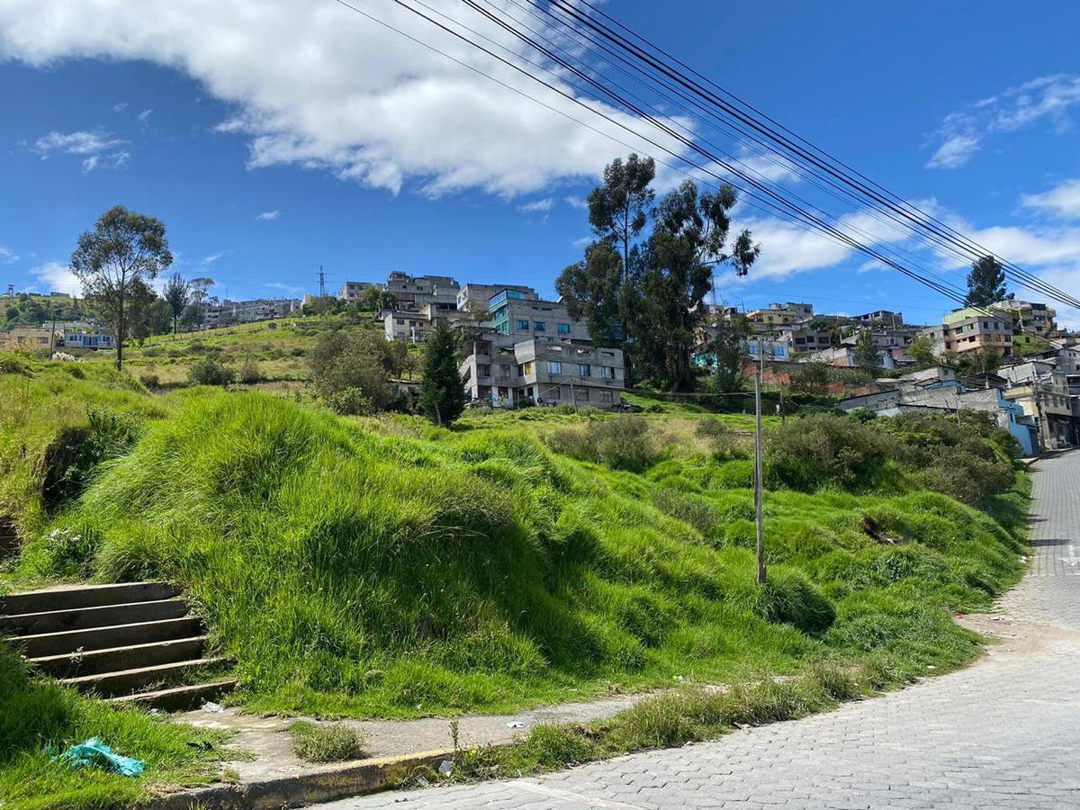 Sur de Quito, Ferroviaria Alta, en Venta Terreno 10.000 m² Para Proyecto Inmobiliario — imagen 3