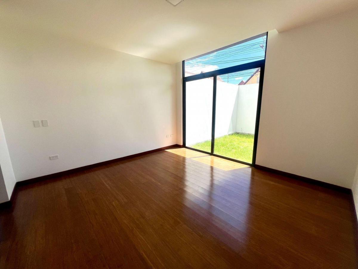Mv - Sector San Juan Bajo de Cumbaya, en Venta Dpto a Estrenar 3d 129 m² — imagen 5