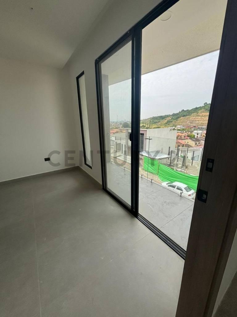 Venta de Departamento Estreno en Villa Club. m. A. Guayas — imagen 8