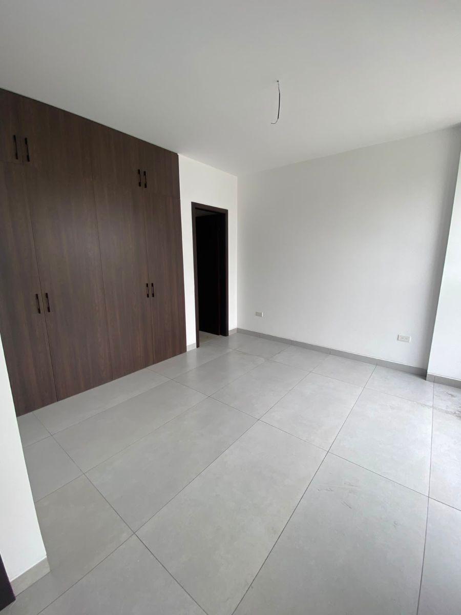 Vendo Casa Urbanización Riona, Guayas — imagen 6