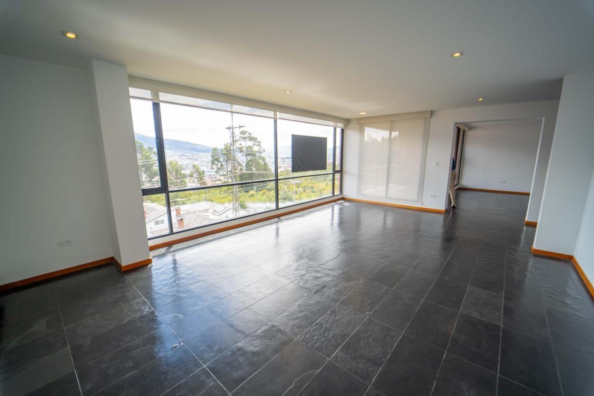 Departamento en Venta Quito Bellavista Alto 260 m² 3 Habitaciones 2 Parqueaderos — imagen 4