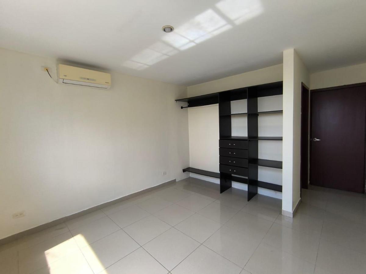 Casa Moderna en Ciudad Celeste Etapa La Marina, Guayas — imagen 5
