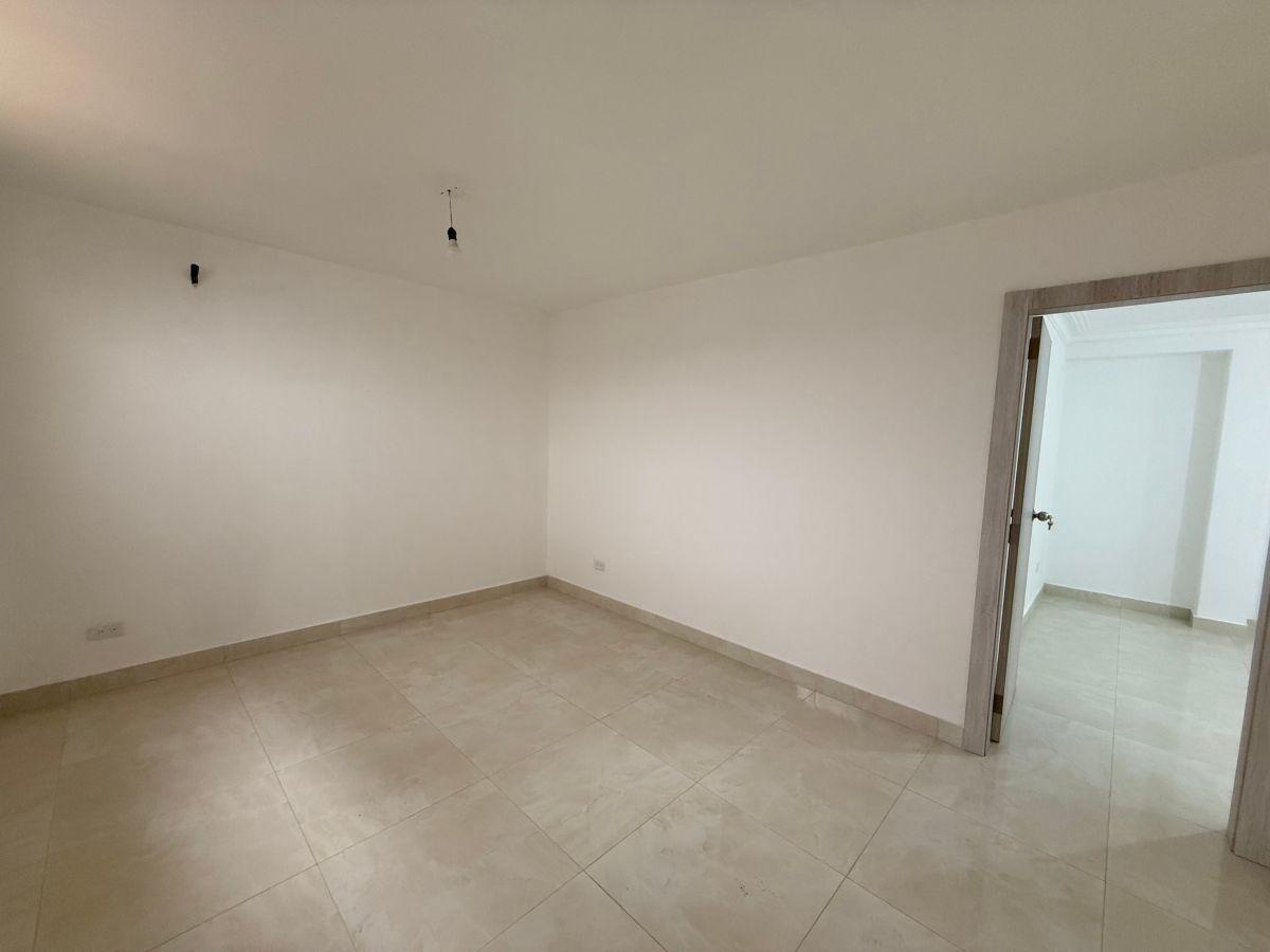 Vendo Departamento Planta Baja en Los Ceibos, Guayas — imagen 3