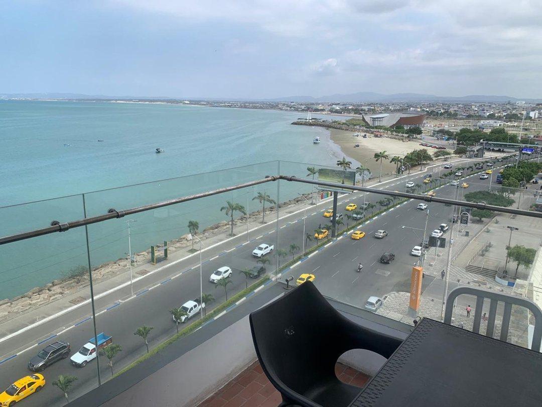 Departamento Frente Al Mar de Venta en Manta B/l, Manabí — imagen 5