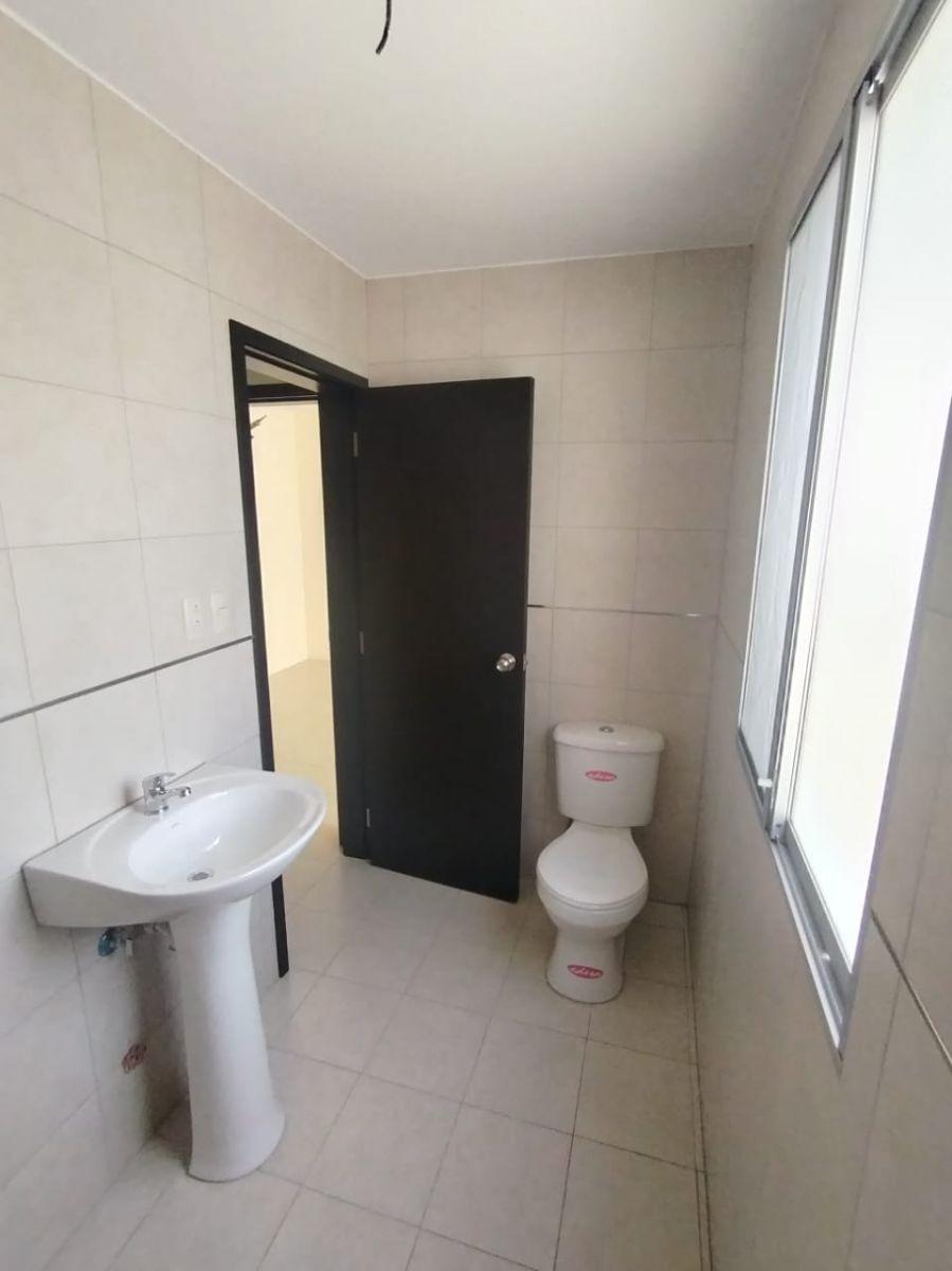 Vendo Casa en Urb. Arboletta, Via Salitre. Guayas — imagen 3
