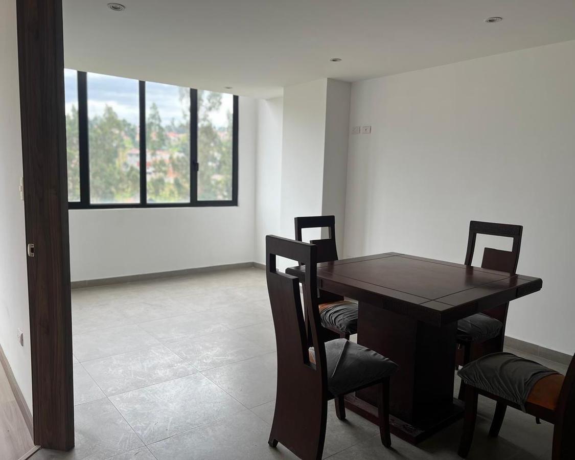Duplex Tres Dorm. - Cuenca, Azuay — imagen 4