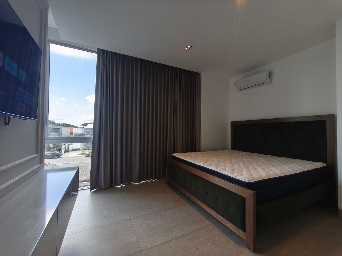 Departamento de 260 m² de Lujo con Vista Al Rio en Baires Urbanización Guayaquil Teni, Guayas — imagen 5