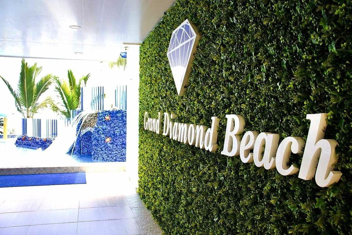 Vendo Departamento con Hermosa Vista Piso 22 Grand Diamond Beach Tonsupa 2 Dormi, Balcón 2 Baños — imagen 3