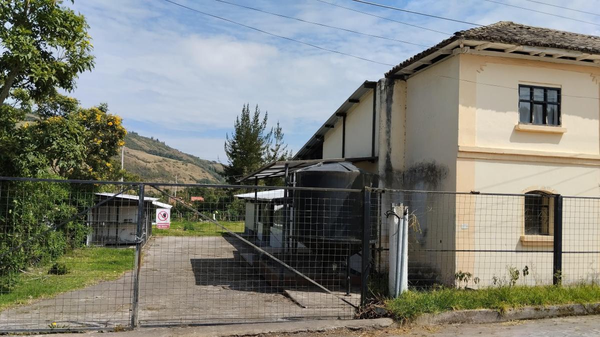 Re/max Futuro Vende Terreno Urbano en Nono 1800 m², Construcciones 445 m², Predio — imagen 9